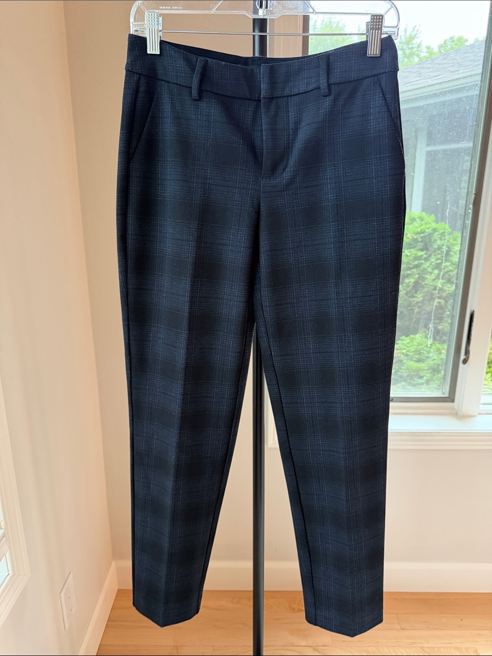 Liverpool Women’s Black and Navy Plaid Dress Pants